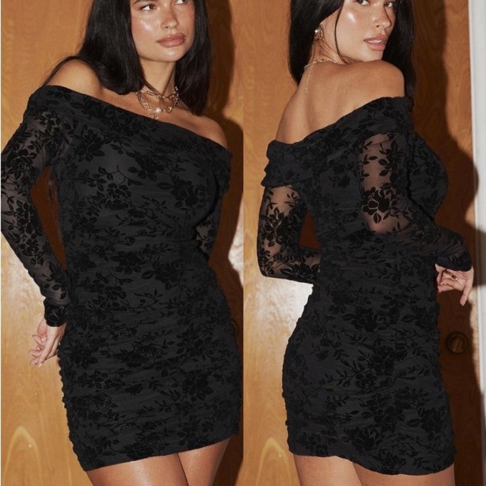 Urban Planet Black Off-Shoulder Bodycon Dress